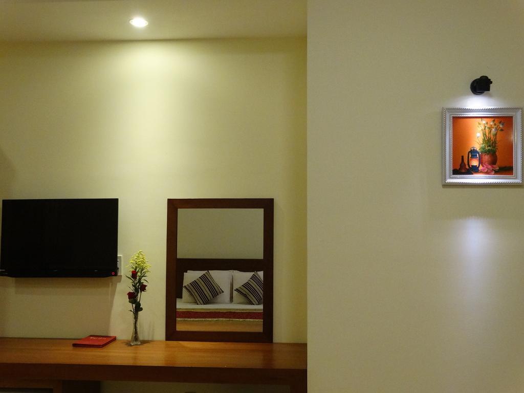 Hoa Vinh Hotel Bandar Ho Chi Minh Bilik gambar